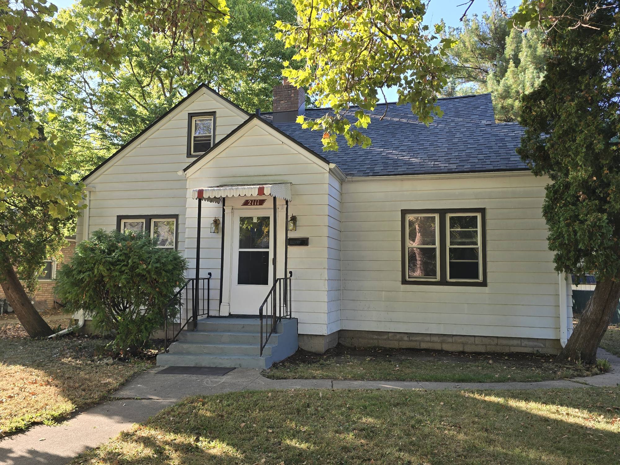 Property thumbnail image