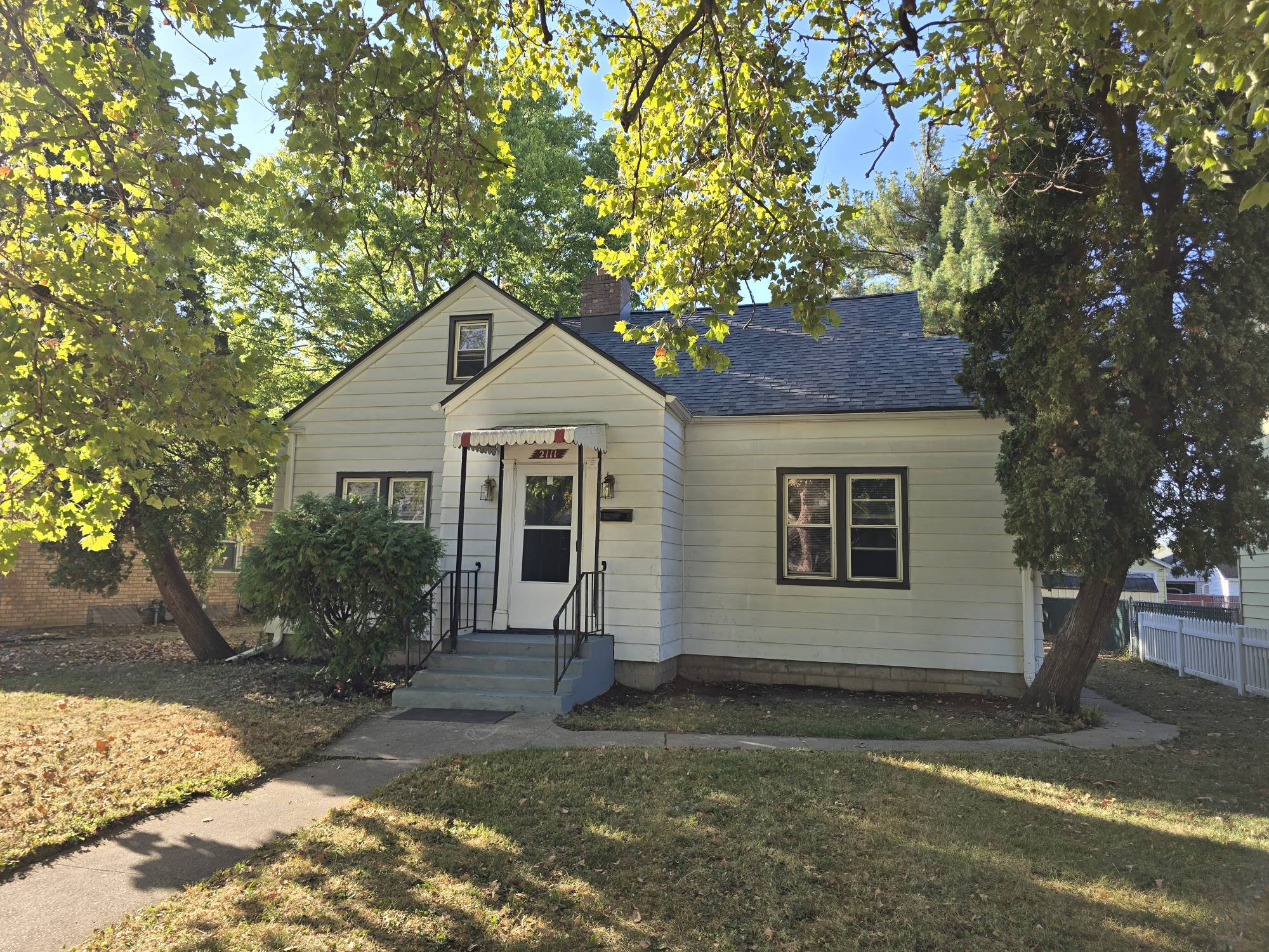 Property thumbnail image