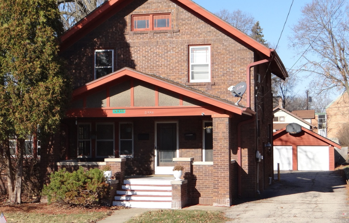 2234 Broadway